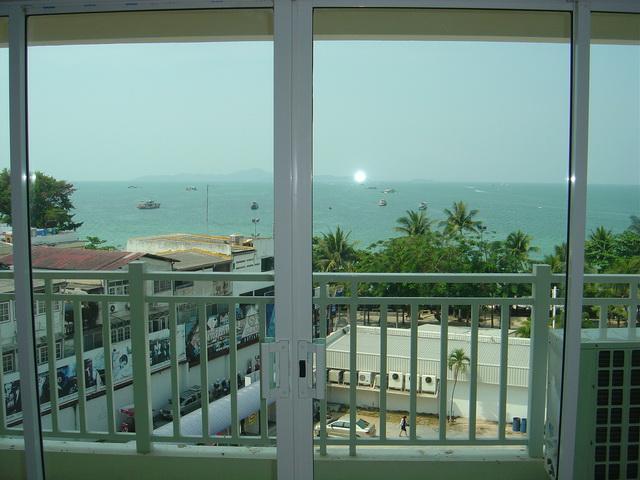 1030.jpg
