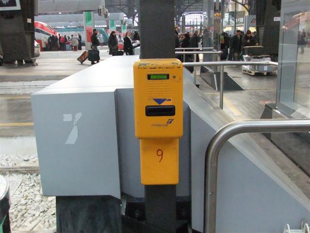 DSCF2443 (Small).JPG