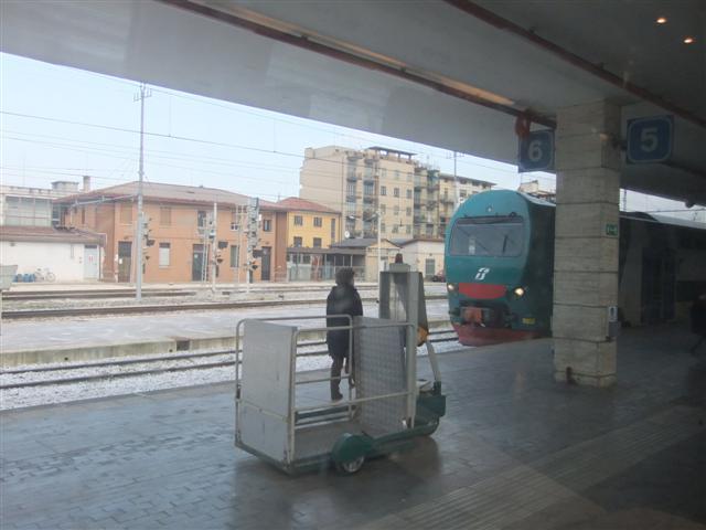 DSCF2595 (Small).JPG