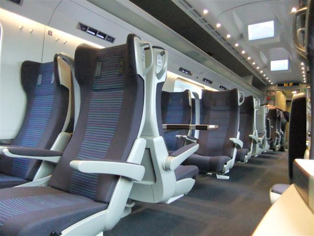 DSCF2604 (Small).JPG