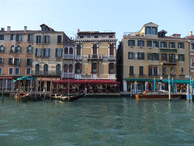 DSCF2673 (Small).JPG