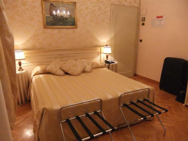 DSCF2757 (Small).JPG