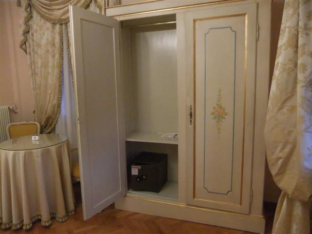 DSCF2737 (Small).JPG