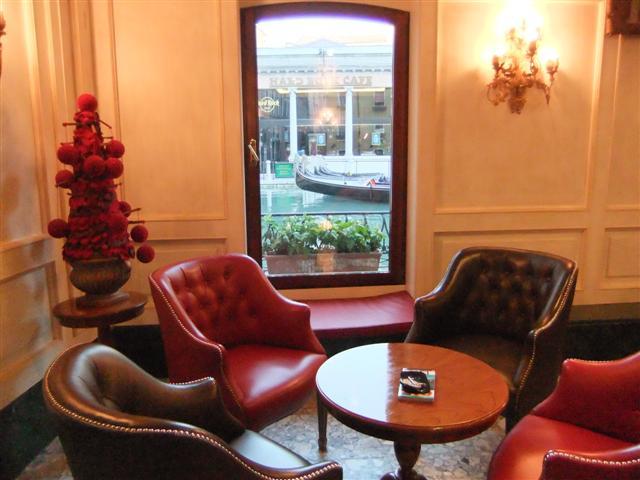 DSCF2932 (Small).JPG