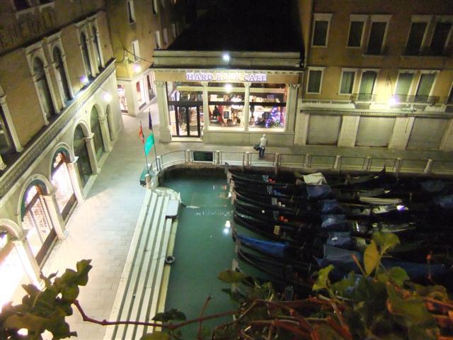 DSCF3292 (Small).JPG