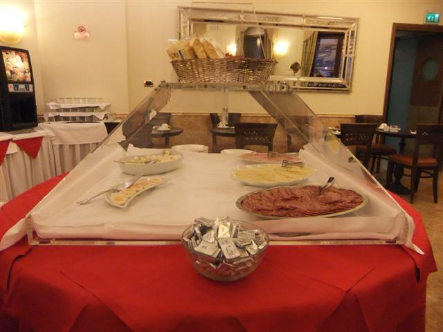DSCF3387 (Small).JPG