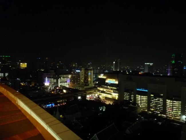 Centara at CentralWorld 61.jpg