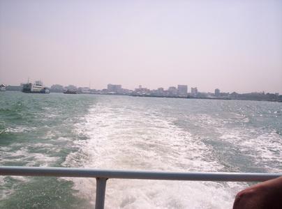 100_5635_resize.JPG