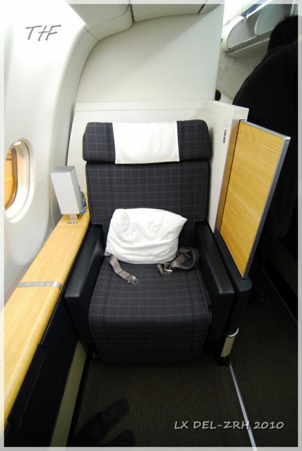 LX DEL-ZRH087.JPG