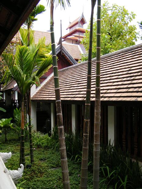 E10142517-29.jpg