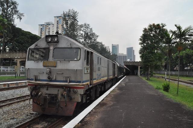 E8213393-53.jpg