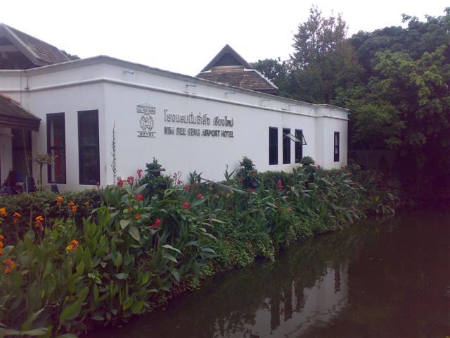 070120101420 (Small).jpg