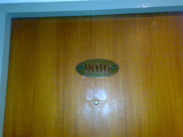 050120101365 (Small).jpg