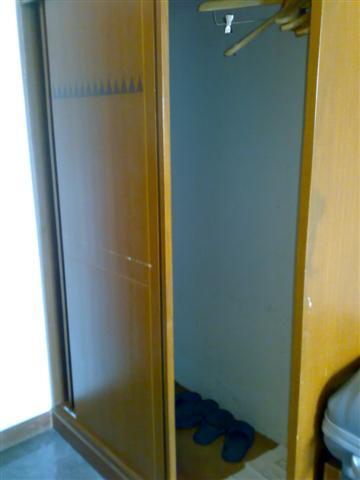 050120101363 (Small).jpg