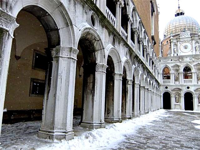 DSCF3525 (Small).JPG