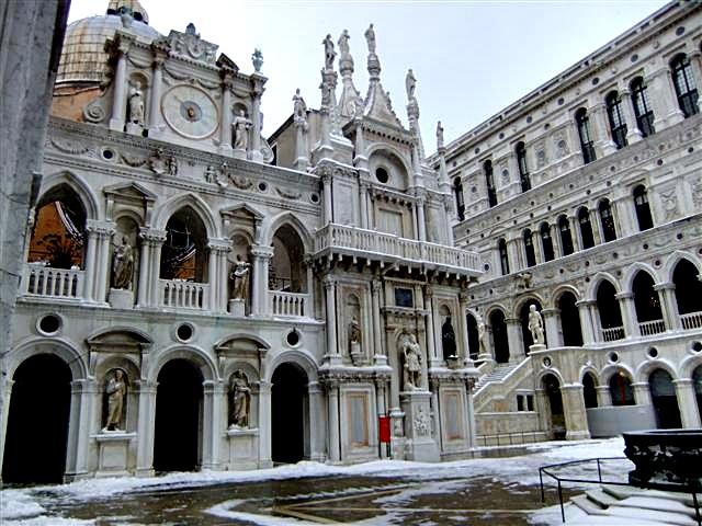 DSCF3530 (Small).JPG