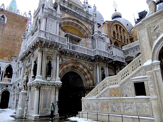 DSCF3537 (Small).JPG