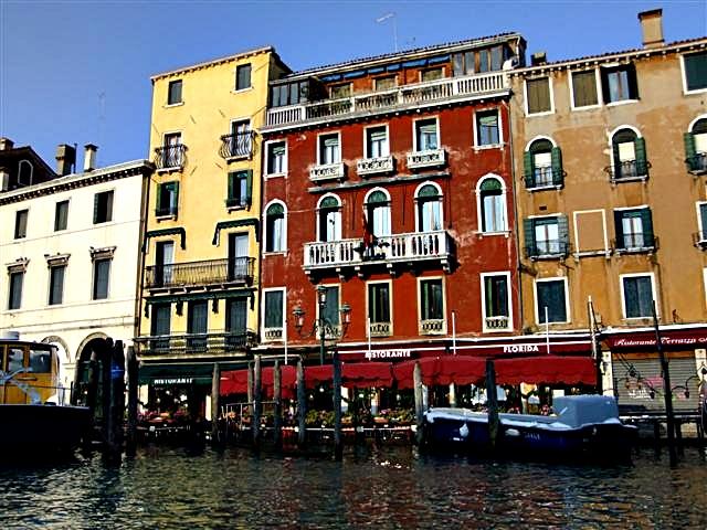 DSCF3805 (Small).JPG