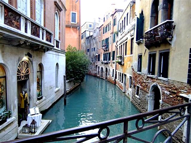 DSCF3900 (Small).JPG
