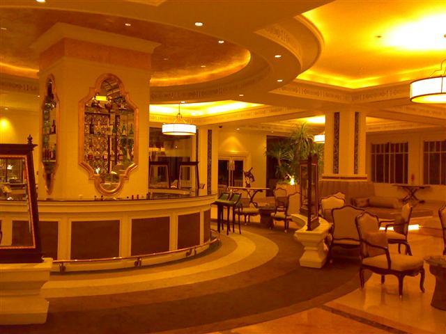 060220101577 (Small).jpg
