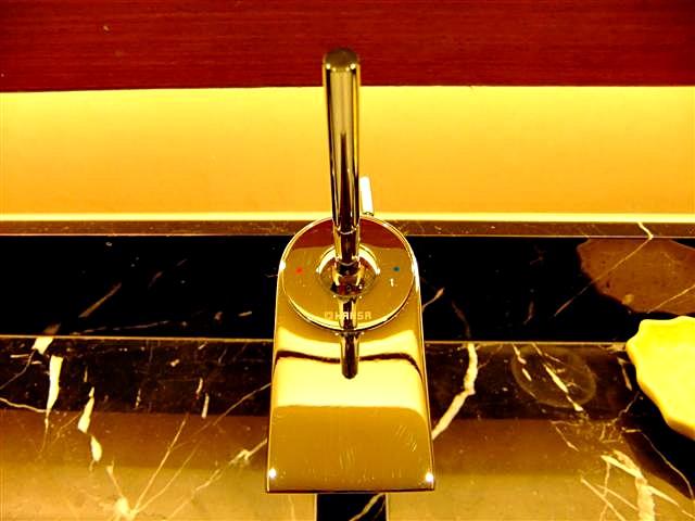 DSCF5885 (Small).JPG