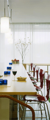 lounge_access2.gif