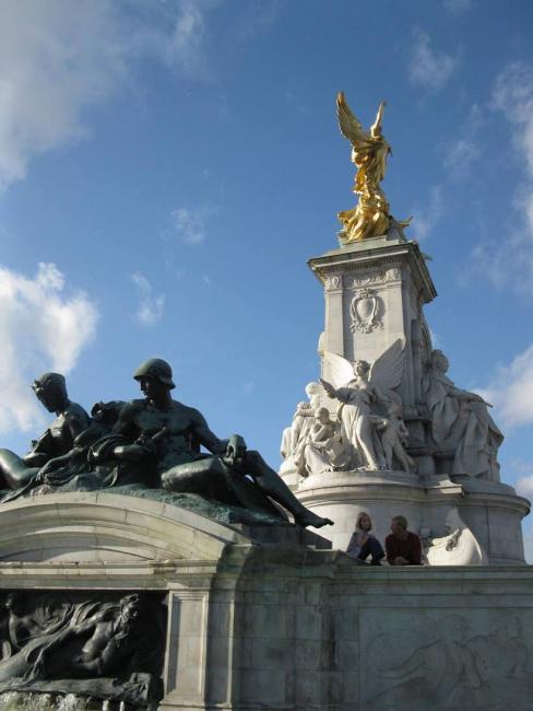 Buckingham palace 081.jpg
