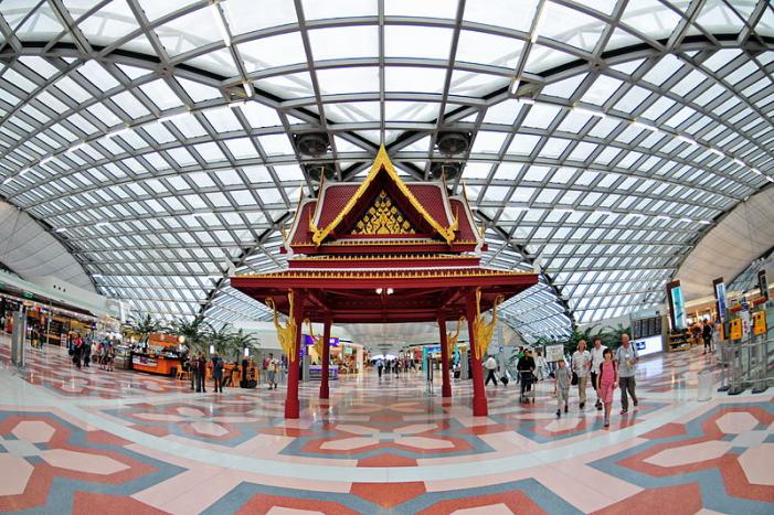 800px-Suvarnabhumi_Airport,_Bangkok,_Thailand.jpg