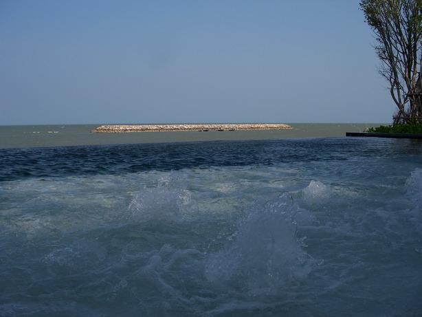 102_6587.jpg