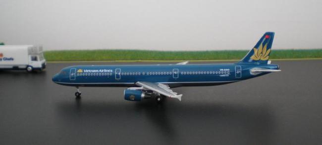 Vietnam A321.JPG
