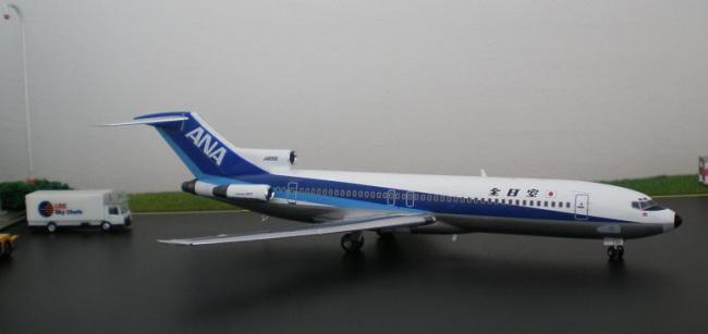 ANA B727-200.JPG