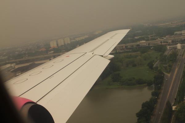 นกแอร์ ร้อยเอ็ด - กรุงเทพฯ 148_resize.jpg