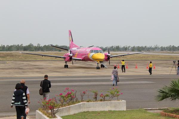 นกแอร์ ร้อยเอ็ด - กรุงเทพฯ 055_resize.jpg