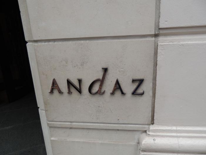 london 145.JPG