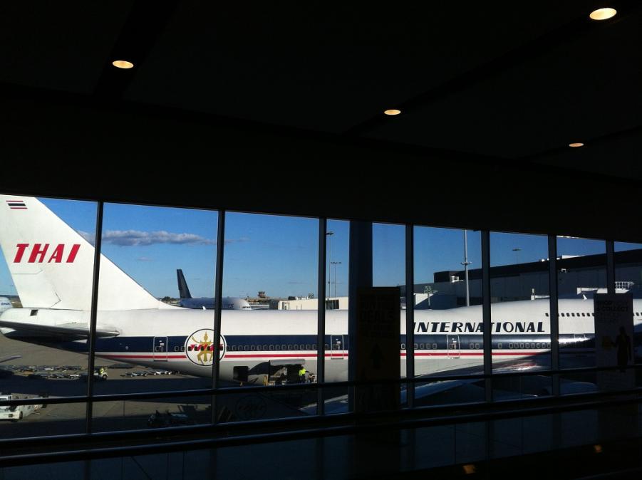 view syd airport.jpg
