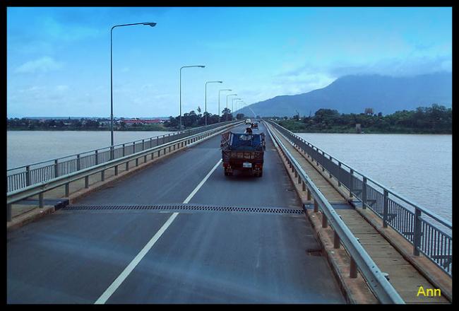 LAOS017.jpg