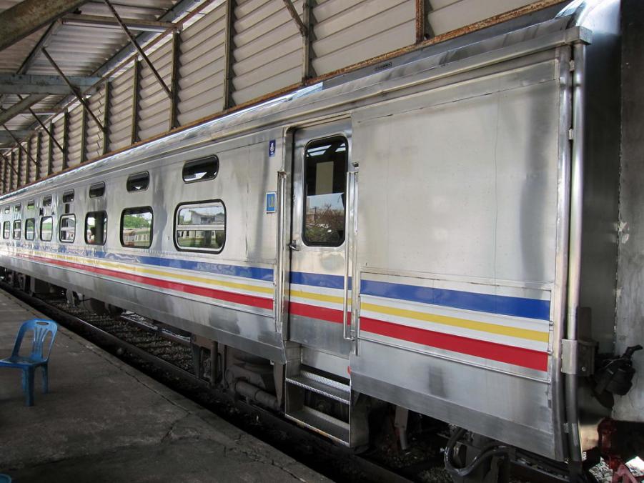 SL REV 157.JPG