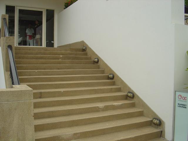 p196.jpg
