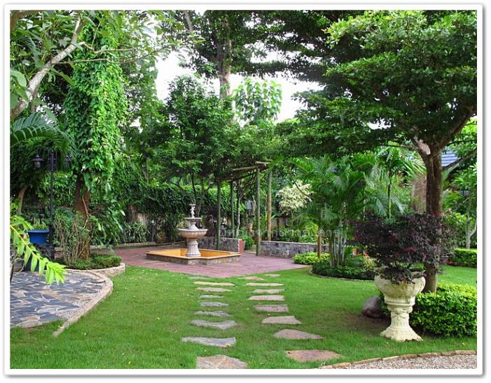 garden002.jpg