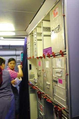 TG 235 BKK - HDY (139).JPG