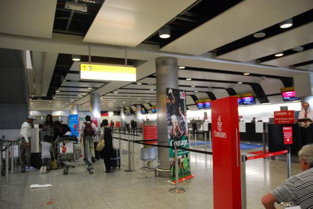 EK 004 LHR - DXB (6).JPG