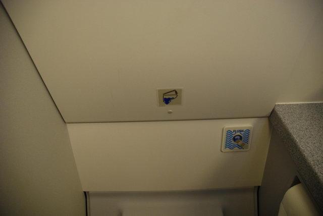 TR2133 HDY-SIN 30Oct (106).JPG