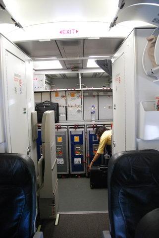 TR2133 HDY-SIN 30Oct (209).JPG