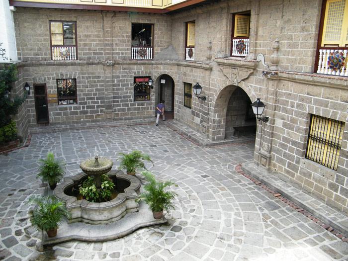E11389059-6.jpg