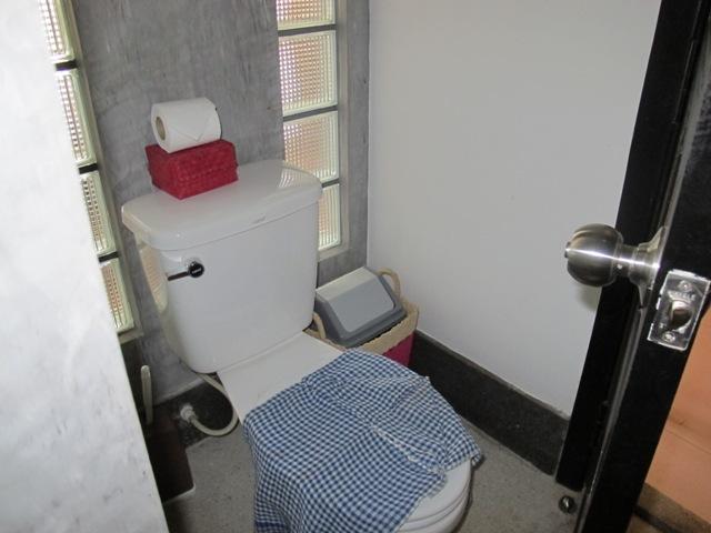 bath 1.JPG