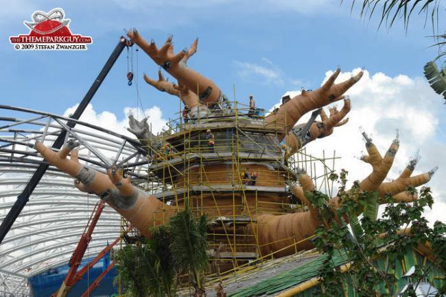 baobab-tree-opposite-madagascar-ride-big-compressed.jpg