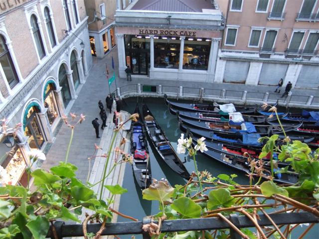 DSCF2722 (Small).JPG