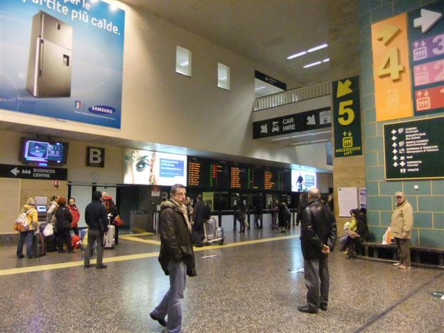 DSCF1890 (Small).JPG