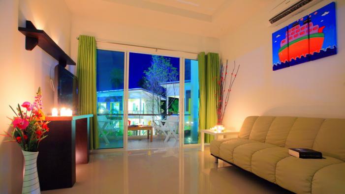 The One_001_Living room_003.JPG