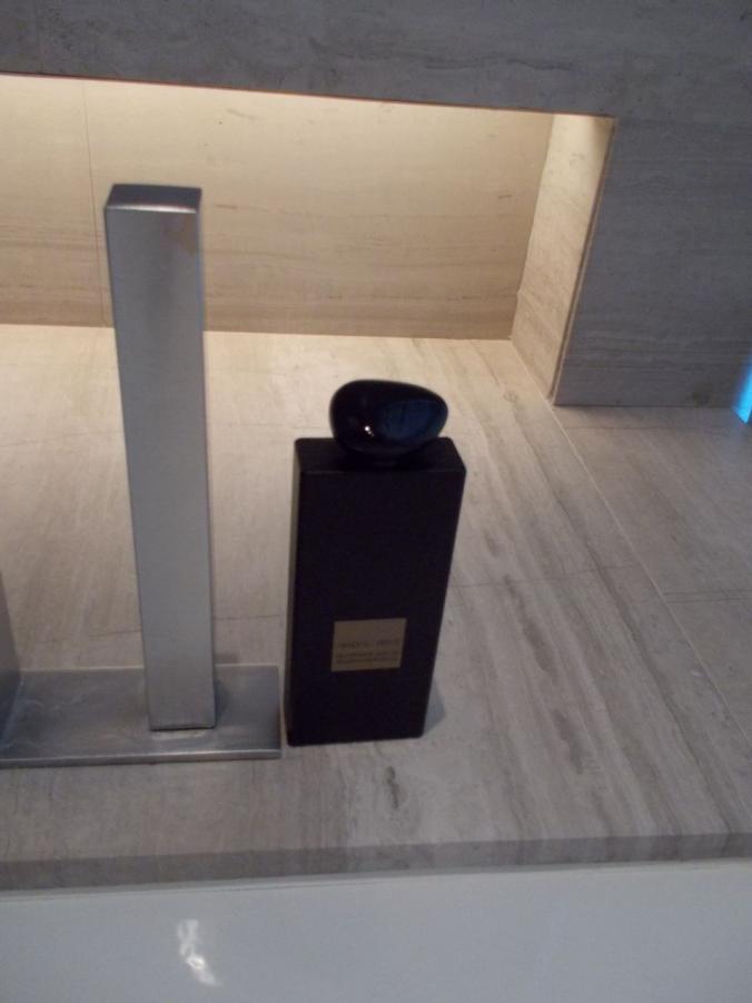armani 013.JPG